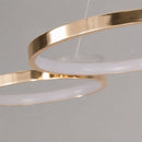 lustre pendente moderno, pendente orgânico, lustre orgânico moderno, pendente linear moderno, lustre linear para mesa de jantar, pendente para mesa de jantar, lustre minimalista, pendente minimalista, lustre dourado moderno, lustre preto moderno, lustre prata cromado, pendente dourado premium, lustre para sala de jantar moderna, iluminação para mesa de jantar, pendente para bancada gourmet, lustre LED moderno, lustre contemporâneo, pendente decorativo moderno, lustre de anéis LED, pendente com anéis ilumina