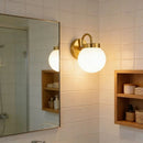 arandela de parede, arandela interna, arandela para ambiente interno, arandela moderna, arandela minimalista, arandela clássica, arandela retrô, arandela vintage, arandela com globo, arandela globo de vidro, arandela com globo branco, arandela de vidro, arandela globo branco, arandela prata, arandela prata cromado, arandela cromada, arandela cromada moderna, arandela dourada, arandela dourada moderna, arandela dourada com globo, arandela prata com globo, arandela E27, arandela com lâmpada E27, luminária E27