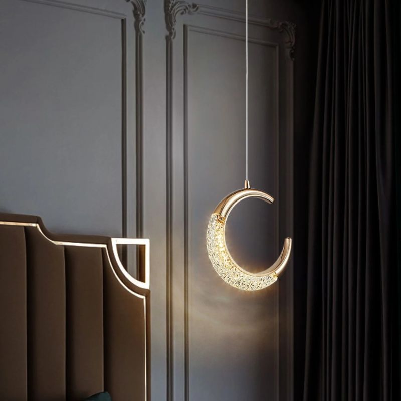 lustre moderno,
Lustre de Teto,
luminária teto,
Luminária Pendente,
luminária de teto,
Pendente de Luxo,
Pendente Anel Dourado,
Pendente Dourado,
Pendente de Cabeceira