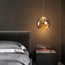 lustre pendente luxo, pendente italiano, pendente fio de fada, lustre fio de cobre led, pendente moderno fumê, pendente âmbar moderno, lustre decorativo luxo, pendente globo moderno, pendente disco moderno, pendente copo moderno, lustre contemporâneo, pendente sofisticado, iluminação decorativa luxo, pendente vidro fumê, pendente vidro âmbar, lustre para quarto moderno, lustre para sala de jantar, pendente para bancada gourmet, lustre premium LEDZ, lustre italiano contemporâneo, pendente artístico moderno, 