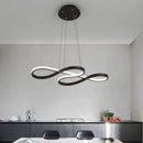 lustre pendente orgânico, pendente minimalista moderno, lustre design orgânico, pendente moderno LED, lustre minimalista sala jantar, pendente curvo moderno, luminária pendente contemporânea, lustre minimalista LEDZ, pendente moderno para mesa de jantar, lustre orgânico contemporâneo, iluminação moderna minimalista, pendente LED moderno, lustre design fluido, luminária pendente elegante, pendente moderno decoração