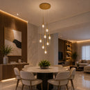 lustre para pé direito duplo, pendente para pé direito duplo, lustre pingo, pendente pingo, lustre de luxo, lustre moderno para escada, lustre para escadaria, lustre para hall de entrada, lustre para sala com pé direito duplo, pendente para escada, lustre cascata, pendente cascata, lustre dourado moderno, lustre preto moderno, lustre LED moderno, lustre alto padrão, lustre contemporâneo, lustre decorativo de luxo, iluminação para pé direito duplo, lustre para mezanino, lustre para recepção, lustre para resi