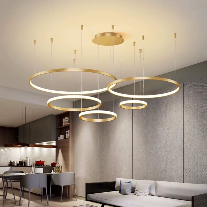Pendente para Sala,
Pendente Moderno,
Pendente Círculos,
Pendente Circular Triplo,
Pendente anéis,
Pendente 5 Círculos,
Pendente 4 Círculos,
Pendente 3 Círculos,
Pendente 3 anéis,
Lustre para Sala,
lustre moderno,
lustre led,
Lustre Dimerizável,
Lustre de Teto,
Lustre,
Luminária Pendente,
luminarias para quarto,
luminaria moderna,
luminaria de teto

