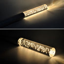 lustre pendente moderno, pendente tubular, lustre pendente tubular, pendente slim, pendente fino, pendente bastão, pendente LED tubular, pendente efeito cristal, pendente com bolhas, pendente acrílico com bolhas, pendente cristal em bolhas, lustre moderno LED, pendente minimalista, pendente para quarto, pendente para cabeceira, pendente para lateral de cama, pendente para sala de estar, pendente para canto de sofá, pendente para mesa lateral, pendente dourado, pendente preto, pendente branco, pendente tubul