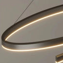 lustre pendente circular moderno, pendente espiral moderno, lustre com esfera central moderno, pendente circular grande, luminária pendente moderna LED, lustre moderno sala de jantar, pendente minimalista grande, lustre contemporâneo LEDZ, iluminação decorativa moderna, pendente espiral LED, lustre com orbe central, pendente design moderno, luminária moderna teto LED, lustre circular minimalista, pendente sofisticado sala moderna