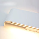 Luminária de Parede Externa,
Luminária de Parede A prova D´'Agua,
luminaria moderna,
luminaria de parede moderna,
luminaria de parede led,
luminaria de parede,
Arandela Retangular,
Arandela Geométrica,
Arandela Externa,
arandela de parede,
Arandela A Prova Dagua,
Arandela IP65,
Luminária de Parede IP65

