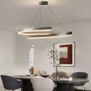 lustre pendente circular moderno, pendente espiral moderno, lustre com esfera central moderno, pendente circular grande, luminária pendente moderna LED, lustre moderno sala de jantar, pendente minimalista grande, lustre contemporâneo LEDZ, iluminação decorativa moderna, pendente espiral LED, lustre com orbe central, pendente design moderno, luminária moderna teto LED, lustre circular minimalista, pendente sofisticado sala moderna