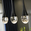 lustre para pé direito duplo, pendente para pé direito duplo, lustre pingo, pendente pingo, lustre de luxo, lustre moderno para escada, lustre para escadaria, lustre para hall de entrada, lustre para sala com pé direito duplo, pendente para escada, lustre cascata, pendente cascata, lustre dourado moderno, lustre preto moderno, lustre LED moderno, lustre alto padrão, lustre contemporâneo, lustre decorativo de luxo, iluminação para pé direito duplo, lustre para mezanino, lustre para recepção, lustre para resi