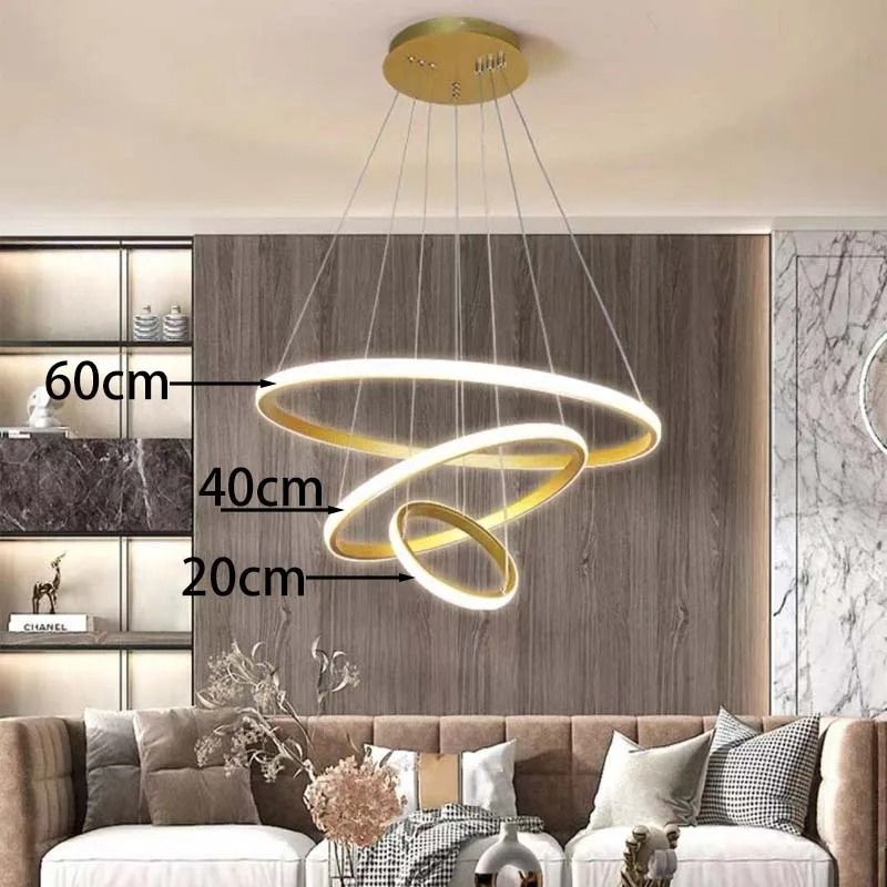 Pendente para Sala,
Pendente Moderno,
Lustre para Sala,
lustre moderno,
lustre led,
Lustre Dimerizável,
Lustre de Teto,
Lustre,
Luminária Pendente,
luminarias para quarto,
luminaria moderna,
luminaria de teto,
Pendente Circular Triplo,
Pendente anéis,
Pendente 3 anéis,
Pendente 3 Círculos,
Pendente 4 Círculos,
Pendente Círculos