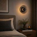 arandela italiana moderna, arandela vidro fumê, arandela âmbar luxo, arandela transparente moderna, arandela design italiano, arandela moderna sofisticada, arandela parede luxo, arandela minimalista contemporânea, iluminação indireta sofisticada, arandela moderna LEDZ, arandela quarto moderno, arandela cabeceira luxo, arandela decorativa premium