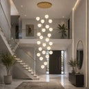 lustre para pé direito duplo, lustre globos, lustre de luxo, lustre clássico, lustre moderno, lustre para escada, lustre para hall de entrada, lustre para mezanino, lustre para sala com pé direito duplo, lustre de vidro, lustre com globos, lustre globo branco, lustre dourado, lustre prata, pendente para pé direito duplo, lustre escada moderna, lustre para residência de alto padrão, lustre para foyer, lustre para recepção, lustre para hotel, lustre para clínica, lustre para showroom, lustre com soquete E27, 