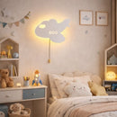 arandela infantil sem fio, luminária quarto infantil parede, luz noturna infantil decoração, arandela bebê recarregável, luminária estrela nuvem lua infantil, iluminação quarto bebê sem fio, luminária infantil parede LED, luz suave quarto criança, decoração quarto infantil iluminado, arandela temática infantil, luminária infantil LEDZ, luz noturna criança parede, luminária elefante avião infantil, arandela quarto bebê sem fio