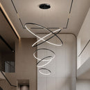 lustre para pé direito duplo, lustre moderno grande, lustre anéis LED, lustre espiral moderno, lustre contemporâneo luxo, lustre monumental moderno, lustre para escada, lustre para hall de entrada, lustre pé direito alto, lustre LED moderno, lustre minimalista luxo, lustre dourado moderno, lustre preto moderno, lustre sofisticado contemporâneo, lustre decorativo premium, lustre de luxo LED, lustre moderno para sala, lustre pendente monumental, lustre grande elegante, lustre escultural contemporâneo, lustre 