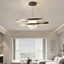 lustre pendente circular moderno, pendente espiral moderno, lustre com esfera central moderno, pendente circular grande, luminária pendente moderna LED, lustre moderno sala de jantar, pendente minimalista grande, lustre contemporâneo LEDZ, iluminação decorativa moderna, pendente espiral LED, lustre com orbe central, pendente design moderno, luminária moderna teto LED, lustre circular minimalista, pendente sofisticado sala moderna
