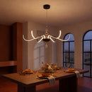 lustre pendente, lustre moderno, lustre de luxo, lustre escultural, lustre orgânico, lustre contemporâneo, lustre coroa, lustre formato coroa, lustre estilo coroa, lustre coroa moderno, lustre coroa contemporâneo, pendente coroa, pendente formato coroa, lustre pendente moderno, lustre pendente de luxo, lustre pendente escultural, pendente escultural, pendente orgânico, pendente moderno, pendente de luxo, luminária pendente de luxo, luminária escultural, lustre com hastes curvas, lustre hastes para cima, lus