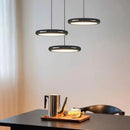       lustre pendente design italiano,
      pendente italiano moderno,
      lustre pendente cromado,
      pendente preto espelhado,
      lustre pendente premium,
      pendente vidro design italiano,
      lustre para sala de jantar moderna,
      pendente para ilha gourmet,
      lustre LEDZ design,
      pendente de luxo moderno,