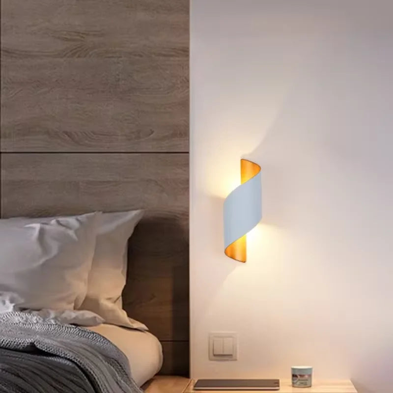 Luminária de Parede Externa,
Luminária de Parede A prova D´'Agua,
luminaria moderna,
luminaria de parede moderna,
luminaria de parede led,
luminaria de parede,
Arandela Retangular,
Arandela Geométrica,
Arandela Externa,
arandela de parede,
Arandela A Prova Dagua