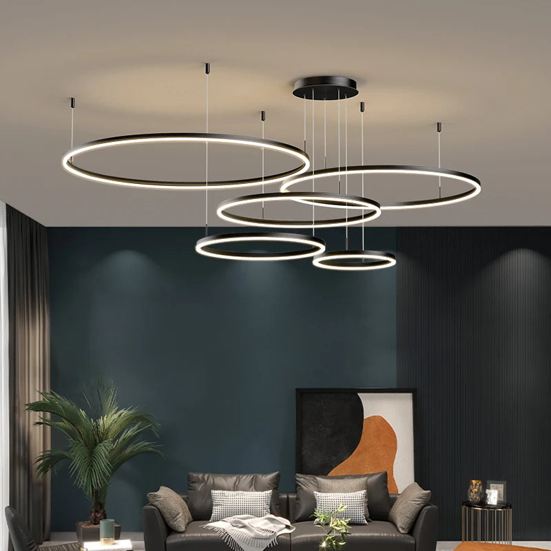 Pendente para Sala,
Pendente Moderno,
Pendente Círculos,
Pendente Circular Triplo,
Pendente anéis,
Pendente 5 Círculos,
Pendente 4 Círculos,
Pendente 3 Círculos,
Pendente 3 anéis,
Lustre para Sala,
lustre moderno,
lustre led,
Lustre Dimerizável,
Lustre de Teto,
Lustre,
Luminária Pendente,
luminarias para quarto,
luminaria moderna,
luminaria de teto

